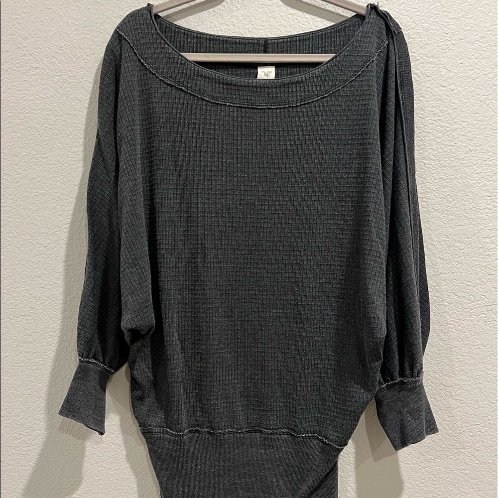 We the Free Gray Thermal Tee Small